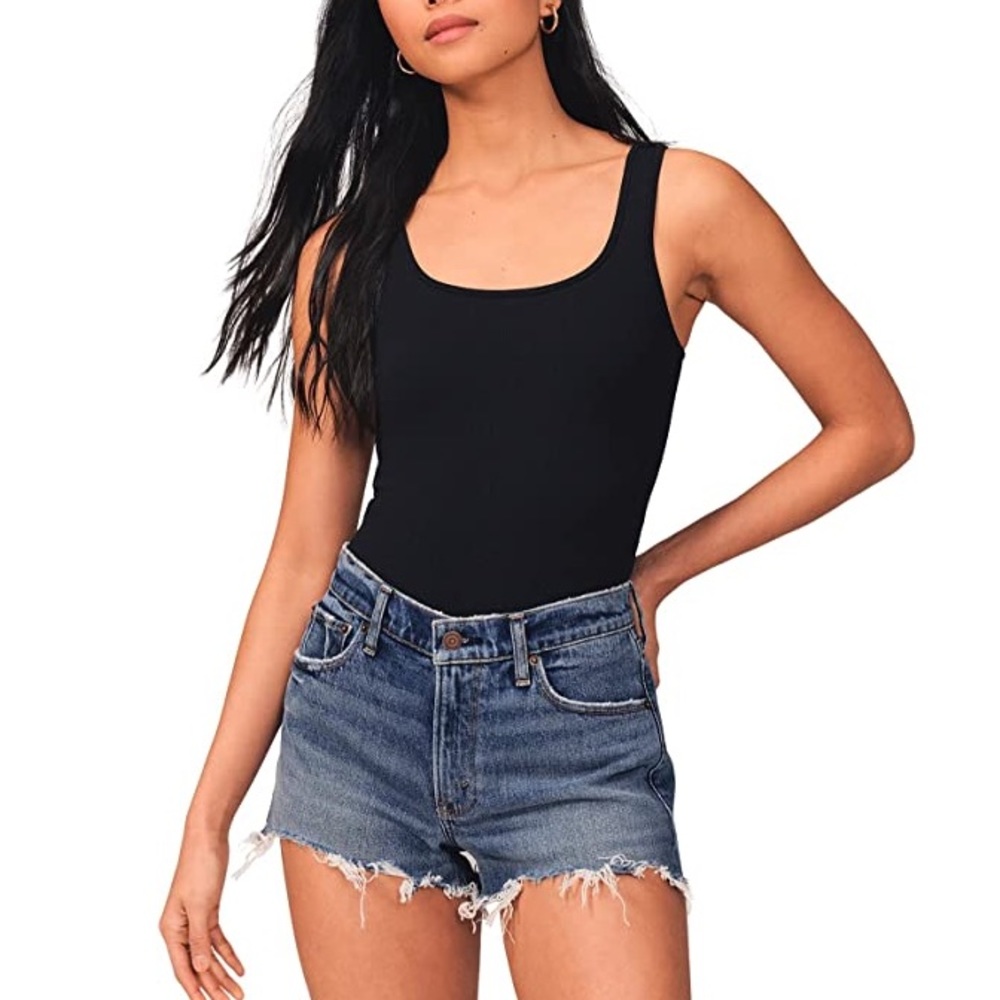 Abercrombie high rise mom shorts